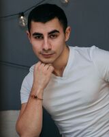 Артём Емелин