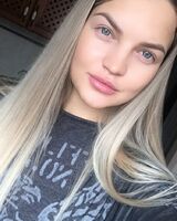 Анна Муравьева