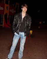 Денис Сауленко