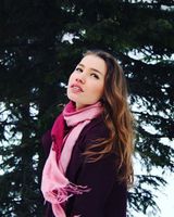 Оля Хомякова