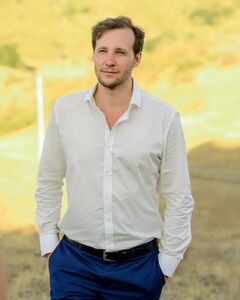 Виталий Кондратьев