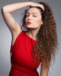 Янита Сухова