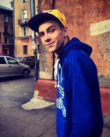 Роман Веселухин