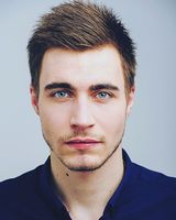Максим 