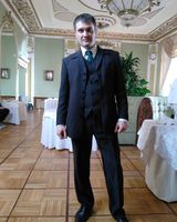 Максим Любавин