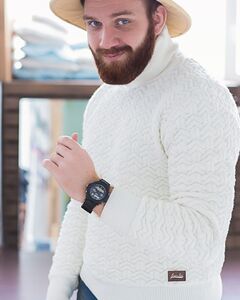 Денис Громов