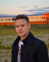 Максим Тараканов