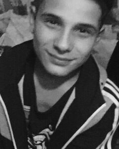 Руслан Шакиров