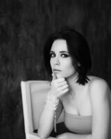 Полина Сахарова