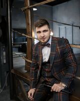 Денис Тебекин