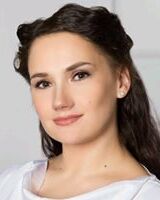 Евгения Ларионова