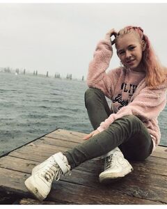 Вика Молокова