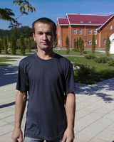 Антон Некрутенко