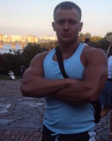 Владислав Николаенко