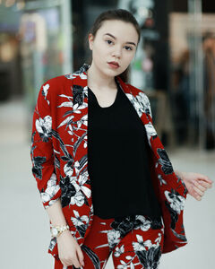 Аня Малярова