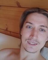 максим галахов