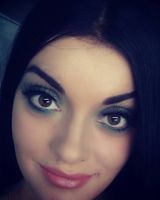 Юля Голикова