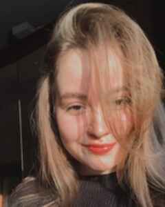 Аня Смирнова