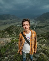 Арсений Волков