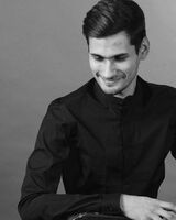 Руслан Петенёв