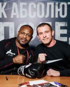 Дмитрий Мельников