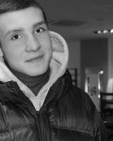 Влад Захаров