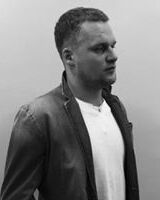 Владимир Резцов