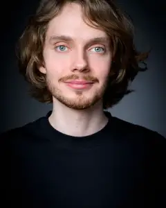 Владимир Сухов