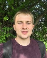 Максим Сафонов