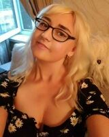 Елена Попова