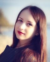 Анна Леонова