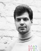 Андрей Макаров