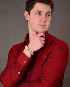 Дмитрий Зверев