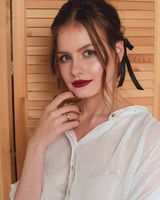 Алена Рукавишникова