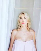 Владлена Попова