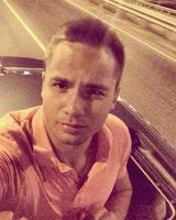 Олег Кустов