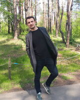 Роман Захаров