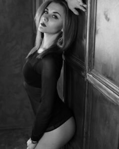 Елена Цыганова