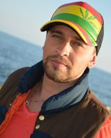 Андрей Лучик