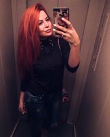 Надия Дукина