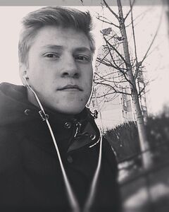 Антон Савельев