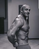 Юрий Остахов