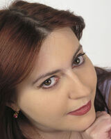 Лиана Попова