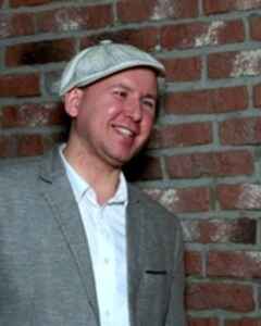 Александр Новиков