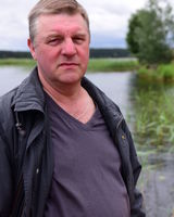 Александр Ларин