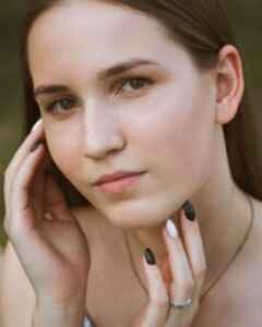 Вика Хаустова