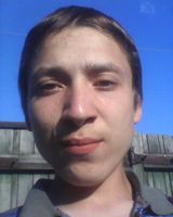 Владислав Неустроев