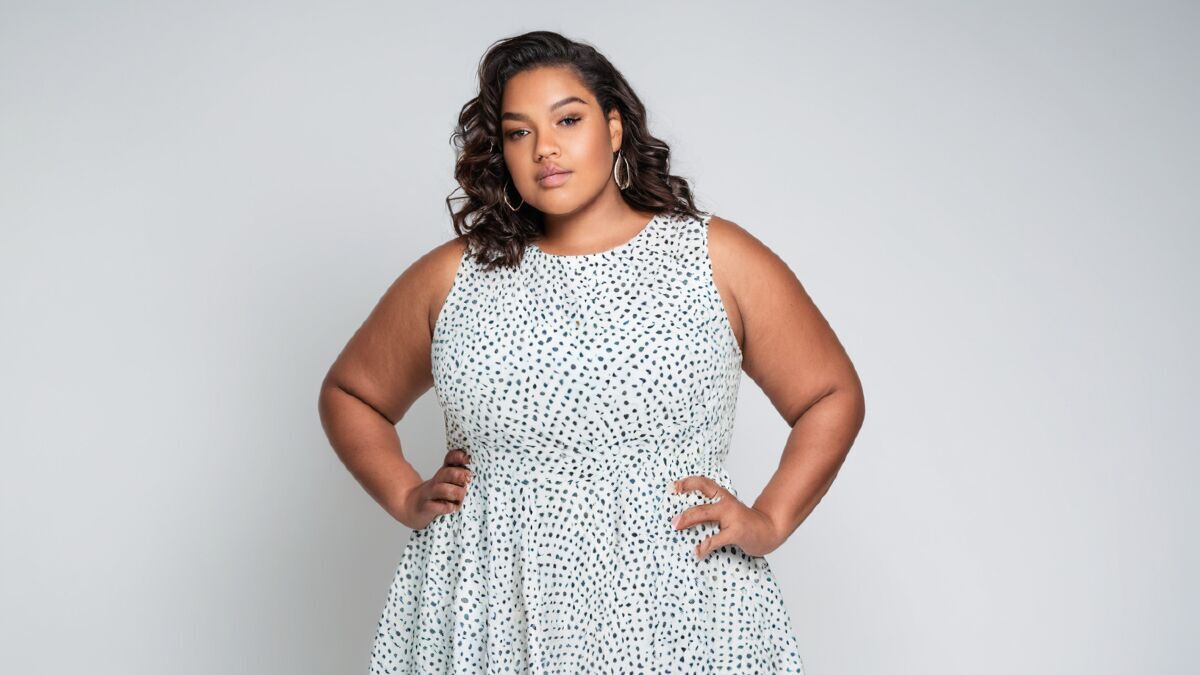 Особенности работы модели plus size