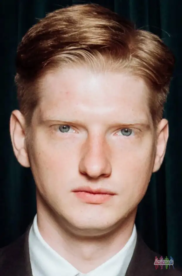 Ищем молодого актера на роль в драматичном триллере "Обет молчания"