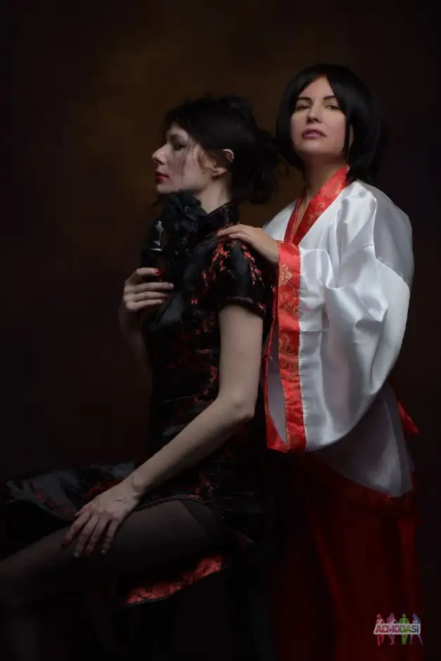 Азиатка на съемку постановочного боя